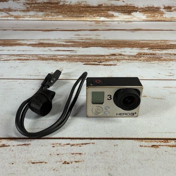 GoPro HERO3+ Black Edition Action Camera 11MP Wi-Fi Compact Durable - Picture 1 of 6
